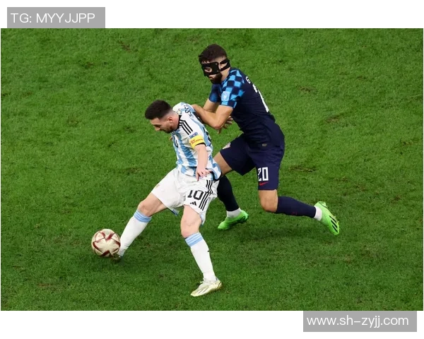 足球明星挥手瞬间集锦全景展示与背后故事分享