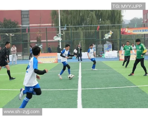 足球明星校园卡助力年轻球员梦想成真开启校园足球新篇章